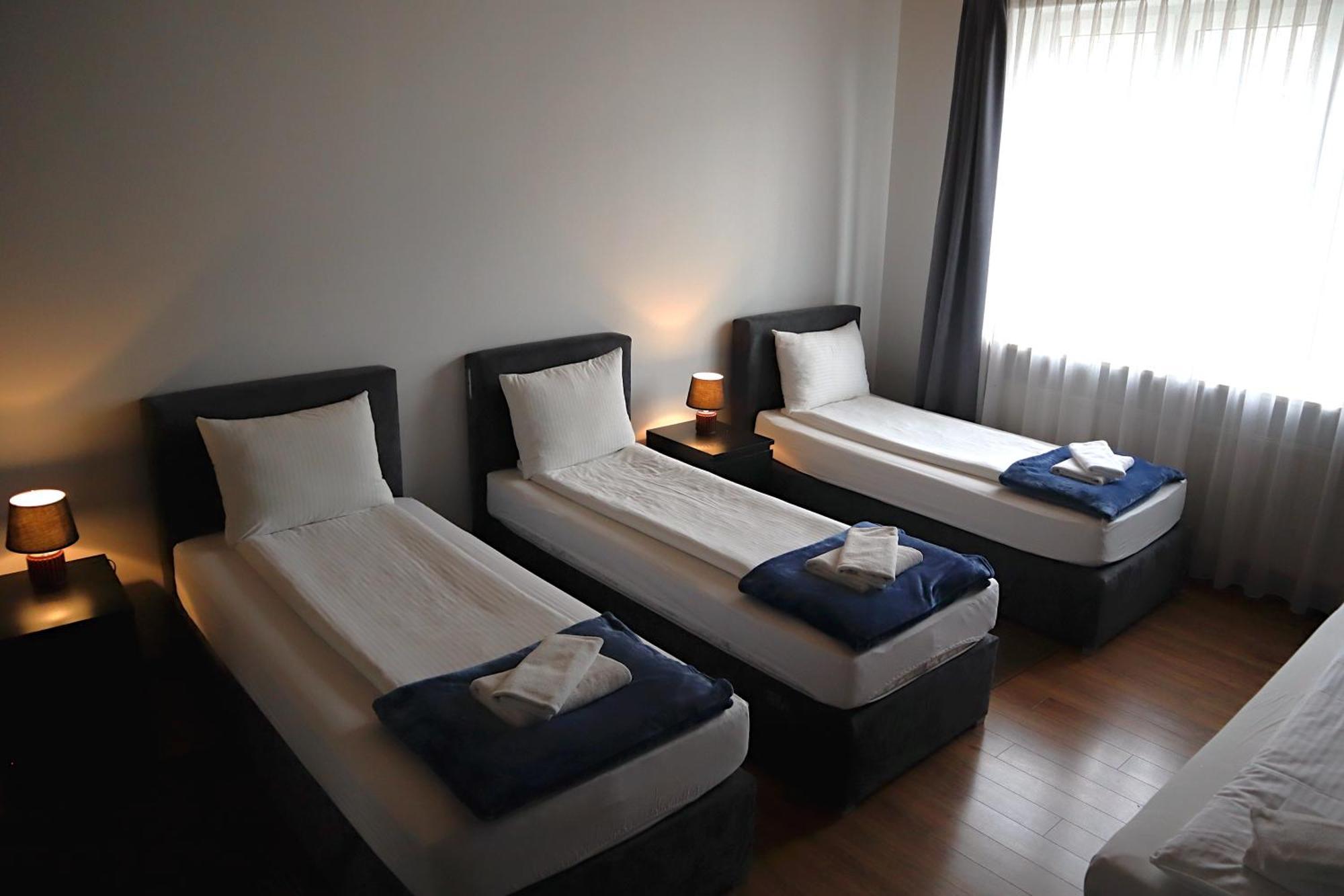 Fogra Travel Apartment Krakow Luaran gambar